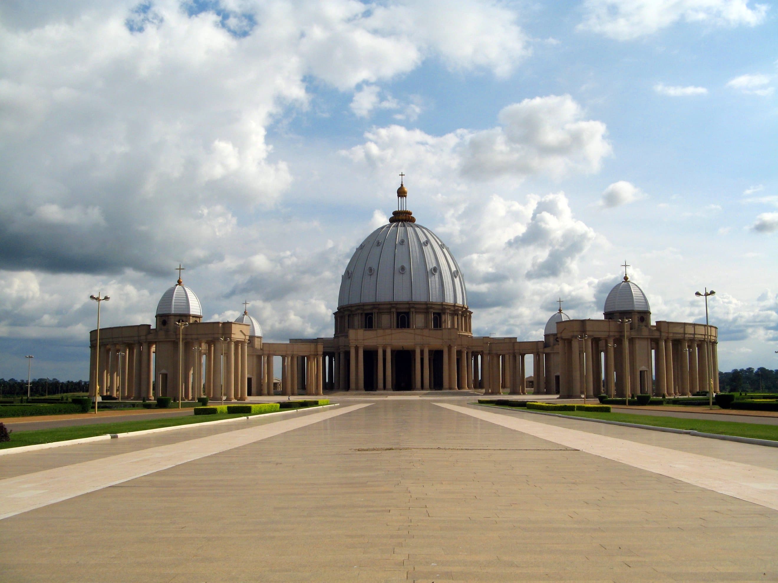 Yamoussoukro et la basilique des records